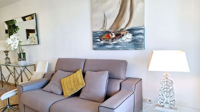2 quarto Apartamento para venda em La Duquesa / Puerto de la Duquesa, Manilva com piscina garagem - 470 000 € (Ref: 9778821)