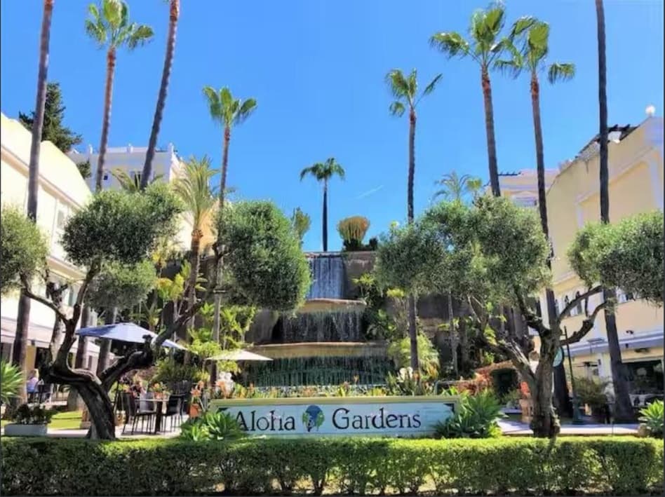 2 soveværelse Lejlighed til salg i Aloha Golf med swimmingpool garage - € 445.000 (Ref: 9778889)