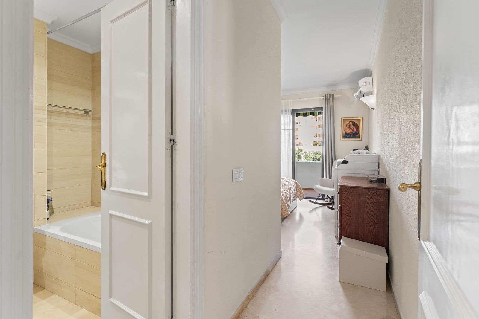 2 sovrum Lägenhet till salu i Riviera del Sol med pool - 299 000 € (Ref: 9781433)