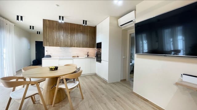 2 quarto Apartamento para venda em Puerto Banus, Marbella - 499 000 € (Ref: 9782066)