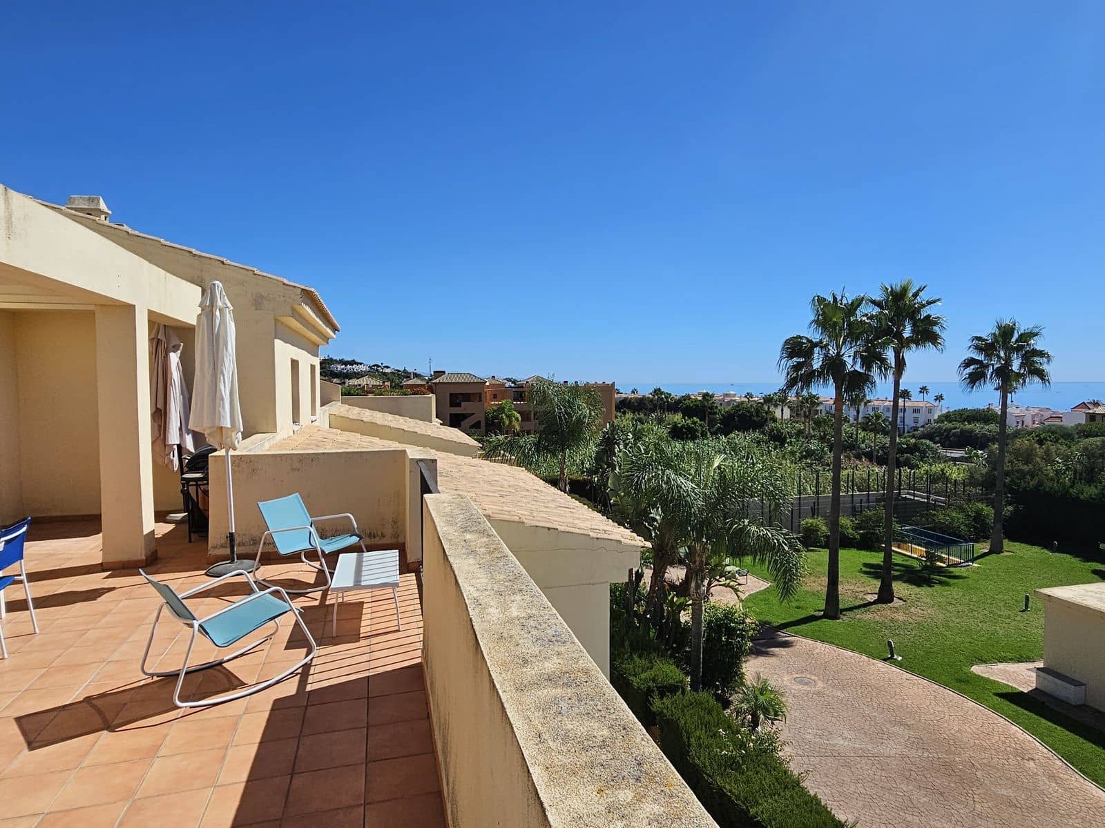 3 sypialnia Penthouse na sprzedaż w Casares z basenem - 435 000 € (Ref: 9783444)