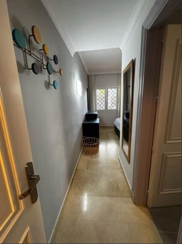 2 bedroom Apartment for sale in Aloha Golf, Marbella with pool garage - € 445,000 (Ref: 9783784)