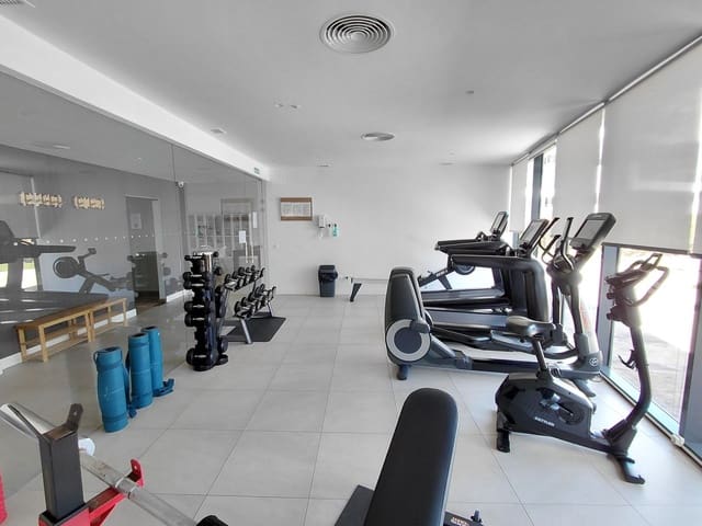 2 soverom Leilighet til salgs i La Duquesa / Puerto de la Duquesa, Manilva med svømmebasseng garasje - € 399 000 (Ref: 9783858)