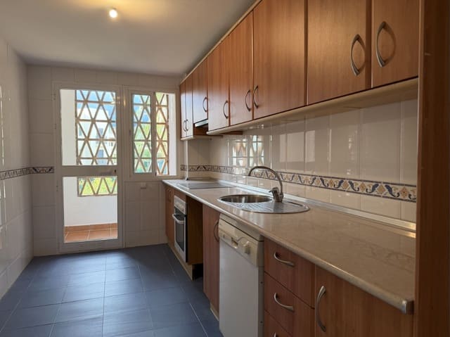 3 slaapkamer Penthouse te koop in Selwo, Estepona met zwembad garage - € 375.000 (Ref: 9783879)