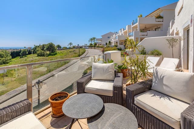 2 soverom Leilighet til salgs i Selwo, Estepona med svømmebasseng garasje - € 399 000 (Ref: 9783888)