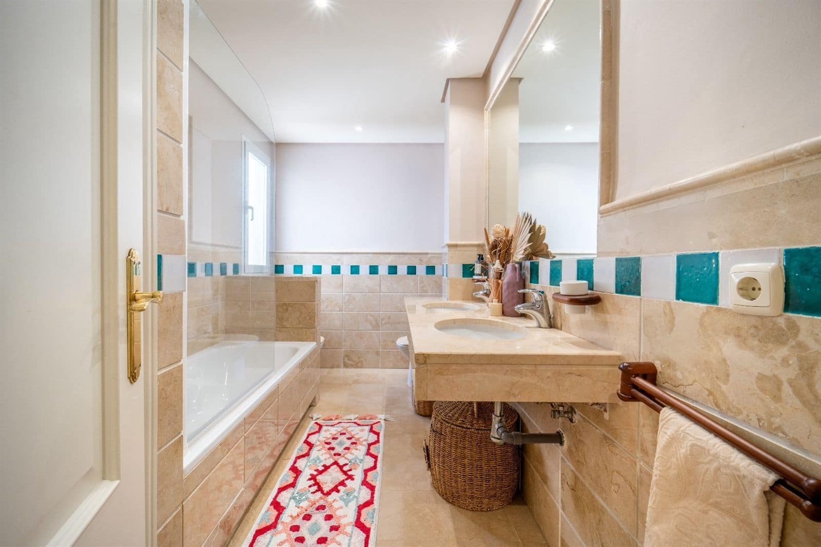 3 Zimmer Apartment zu verkaufen in La Quinta mit Pool Garage - 583.500 € (Ref: 9789432)