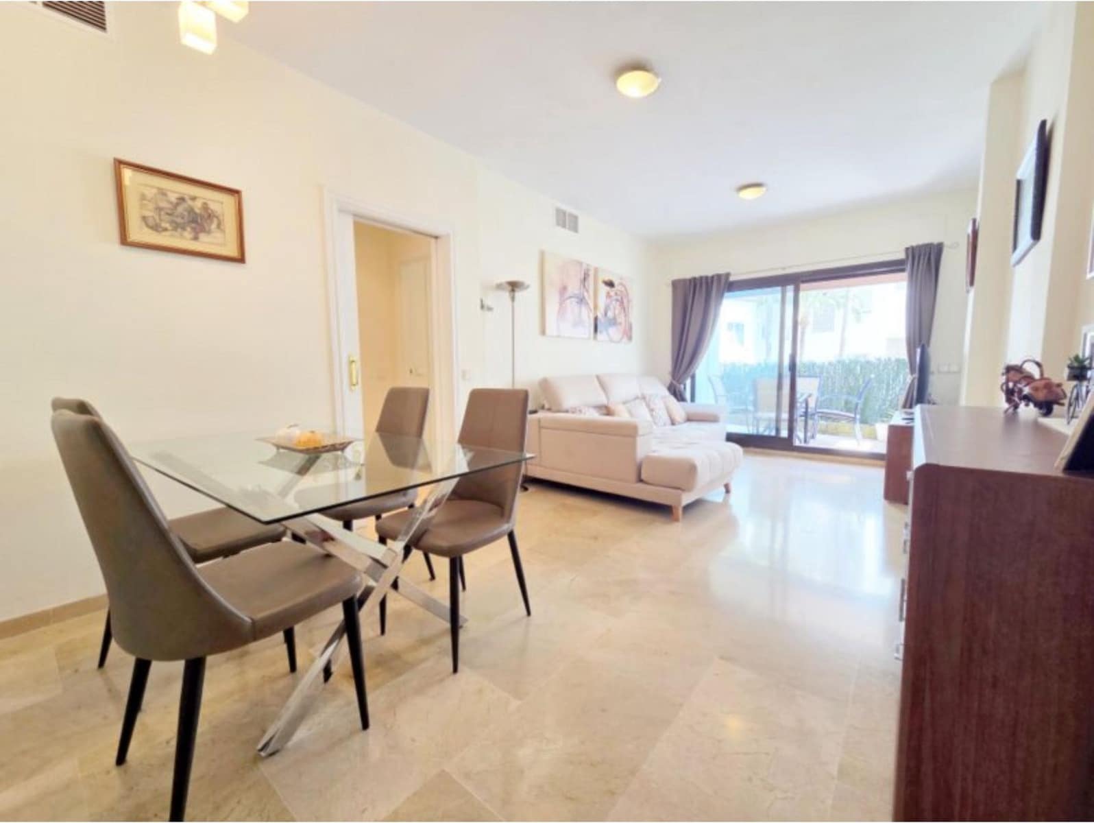 2 sypialnia Apartament na sprzedaż w La Duquesa / Puerto de la Duquesa z basenem - 249 000 € (Ref: 9795145)