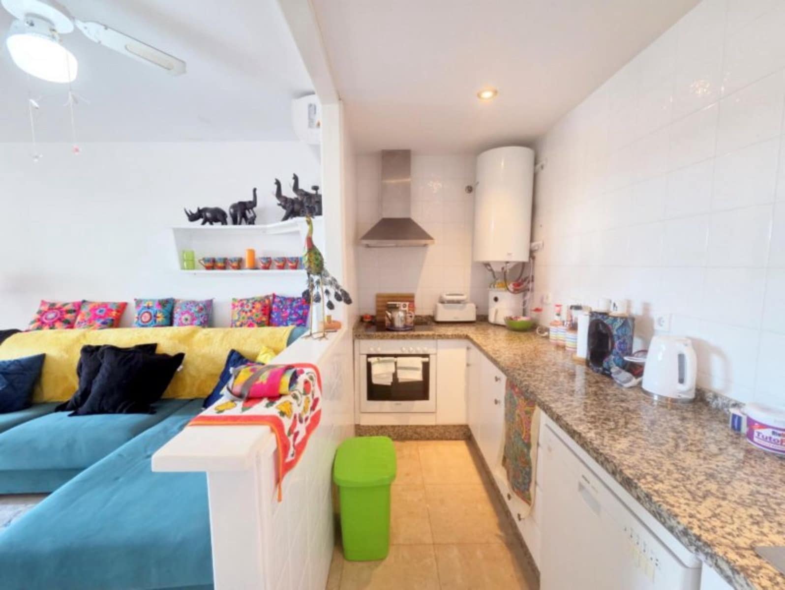 2 soveværelse Lejlighed til salg i La Duquesa / Puerto de la Duquesa med swimmingpool - € 265.000 (Ref: 9795172)