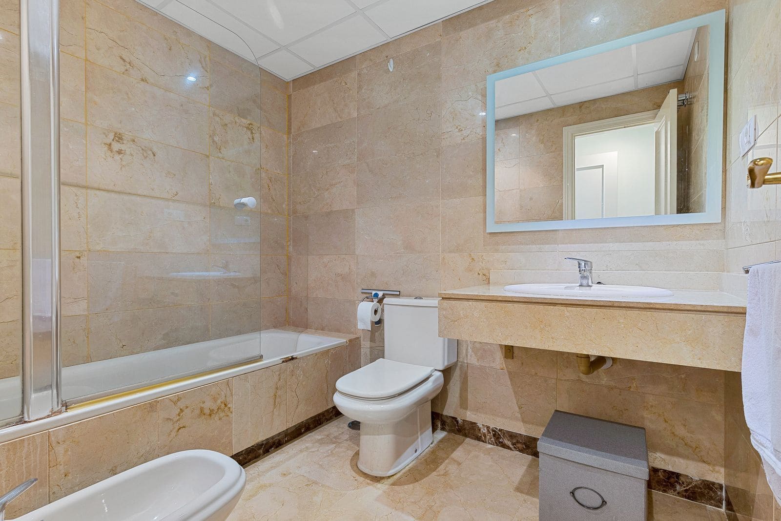 2 quarto Apartamento para venda em Bel-Air com piscina garagem - 299 000 € (Ref: 9795424)