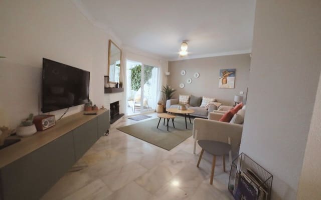 2 Zimmer Apartment zu verkaufen in Calahonda, Mijas mit Pool - 320.000 € (Ref: 9798107)