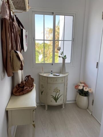 2 sypialnia Penthouse na sprzedaż w Estepona z basenem garażem - 399 000 € (Ref: 9798119)