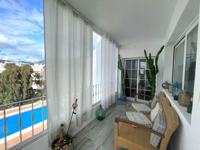 2 sypialnia Penthouse na sprzedaż w Estepona z basenem garażem - 399 000 € (Ref: 9798119)