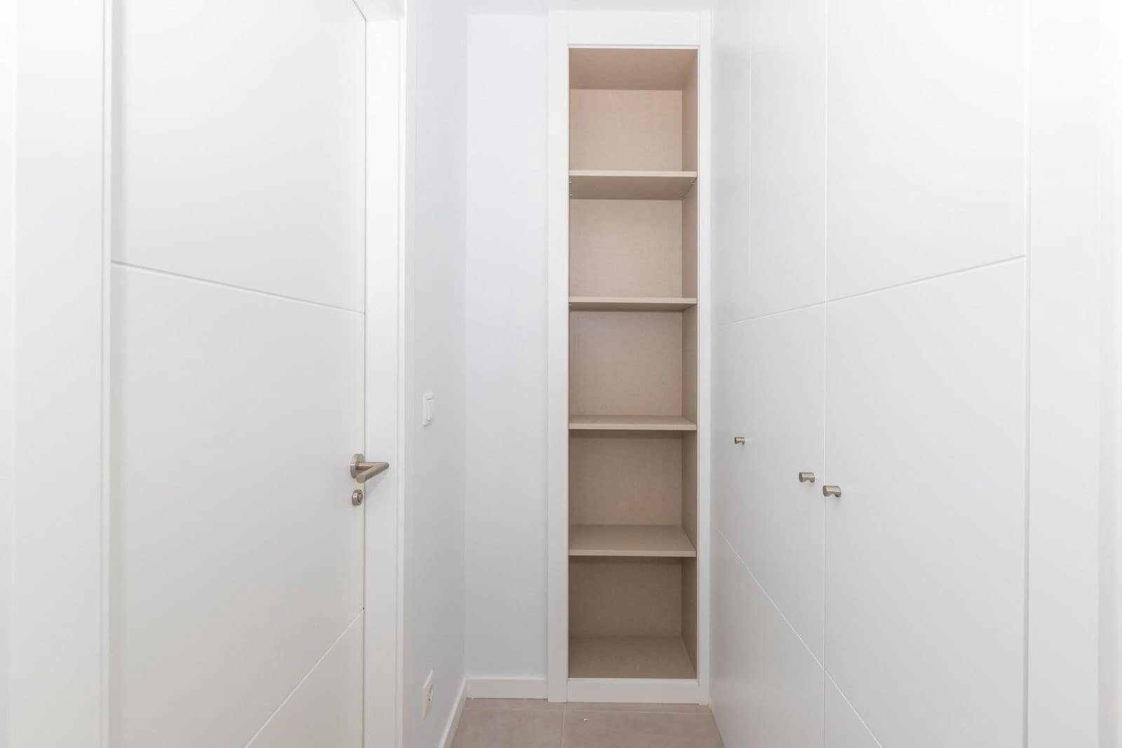 3 soveværelse Lejlighed til salg i Estepona med swimmingpool garage - € 440.000 (Ref: 9799936)