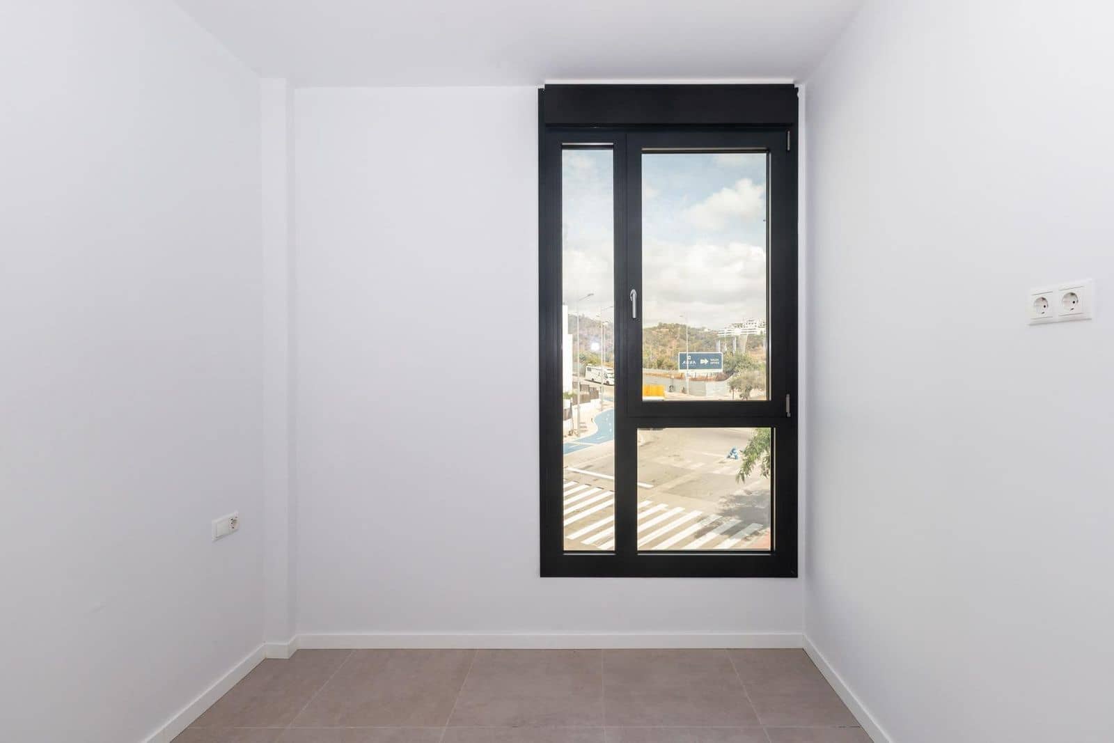 3 soveværelse Lejlighed til salg i Estepona med swimmingpool garage - € 440.000 (Ref: 9799936)