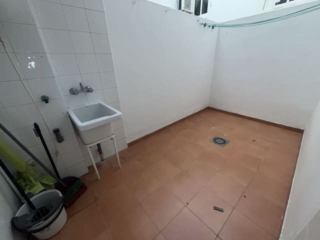 2 soveværelse Lejlighed til salg i Estepona - € 391.500 (Ref: 9799938)