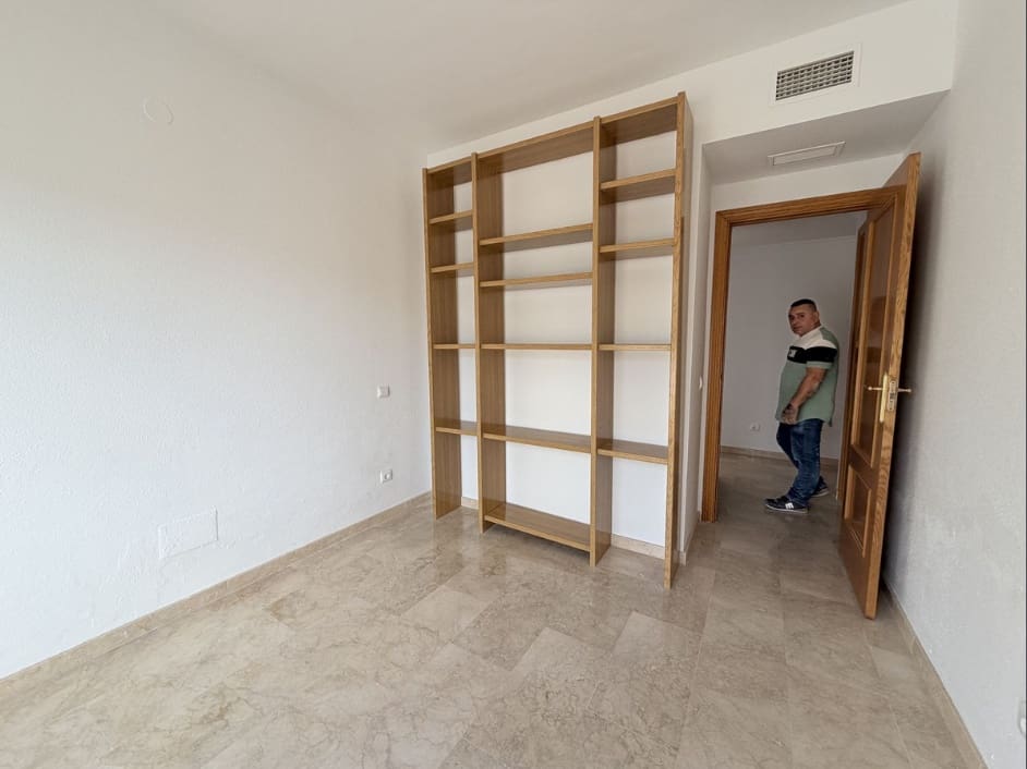 3 sovrum Takvåning till salu i New Golden Mile med pool garage - 375 000 € (Ref: 9799940)