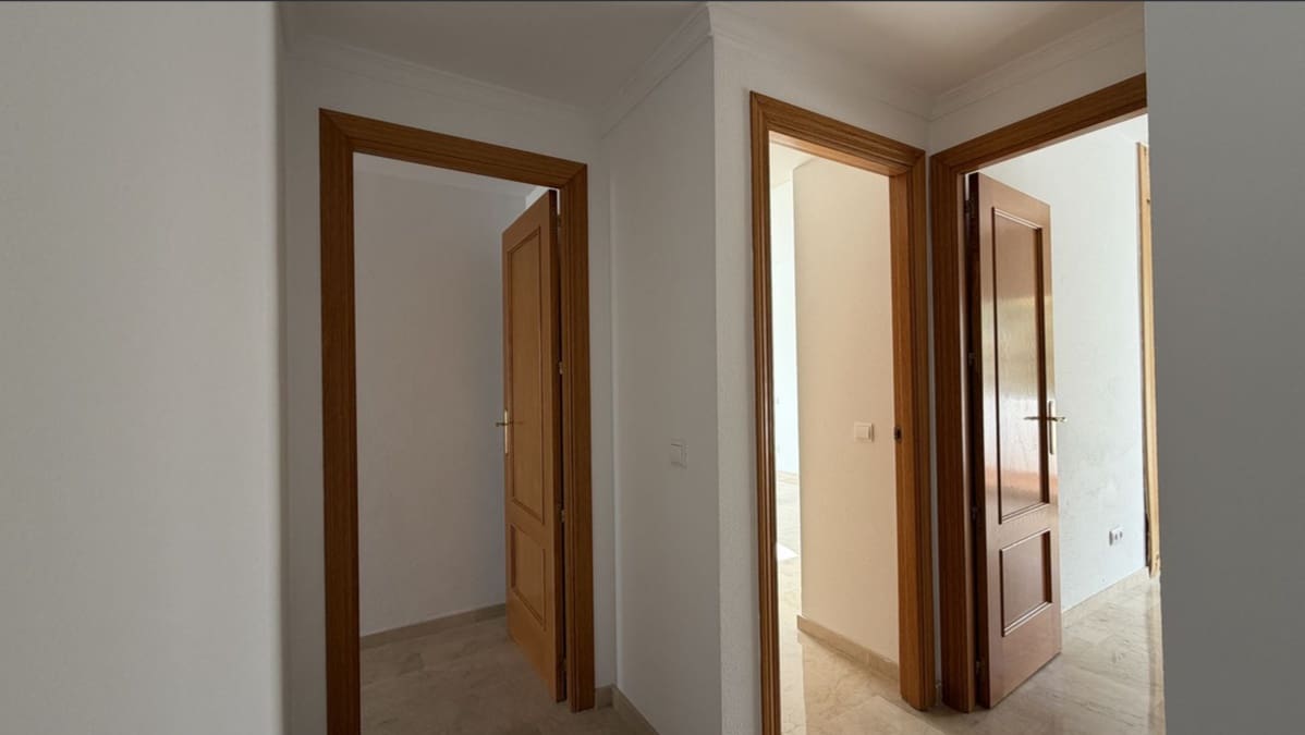 3 sovrum Takvåning till salu i New Golden Mile med pool garage - 375 000 € (Ref: 9799940)