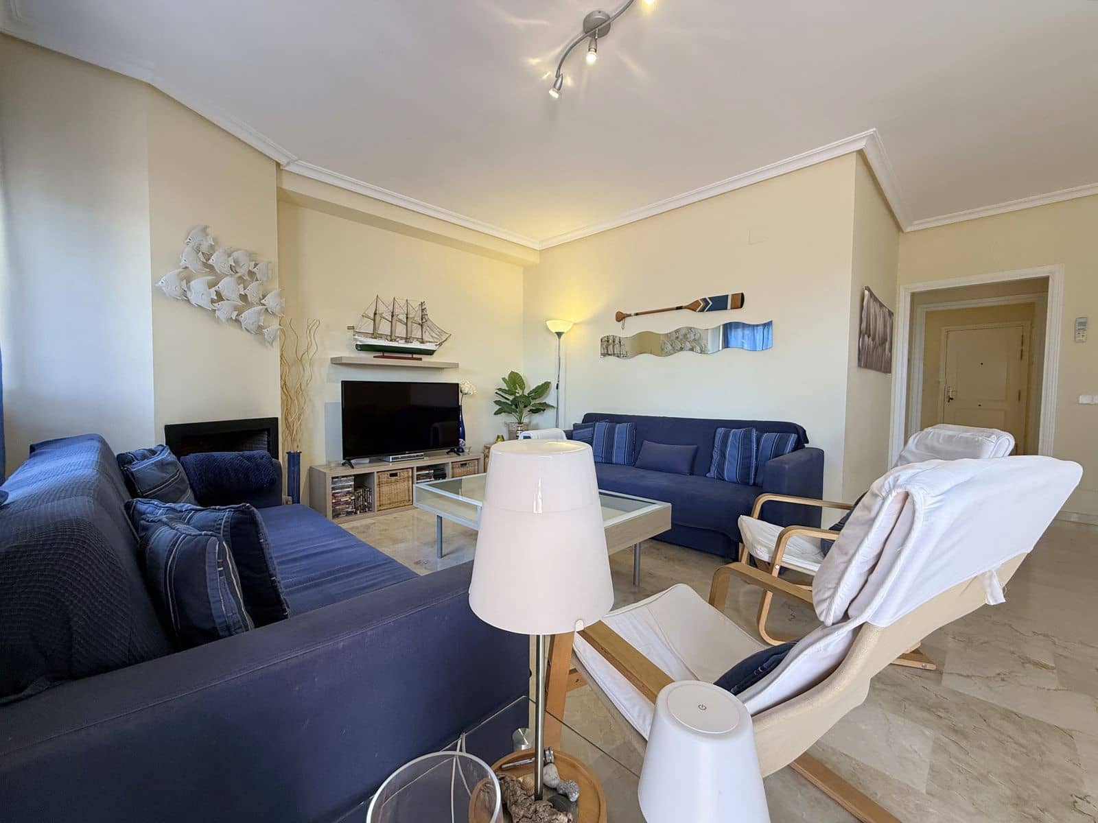 2 soverom Leilighet til salgs i Casares med svømmebasseng garasje - € 359 000 (Ref: 9799953)