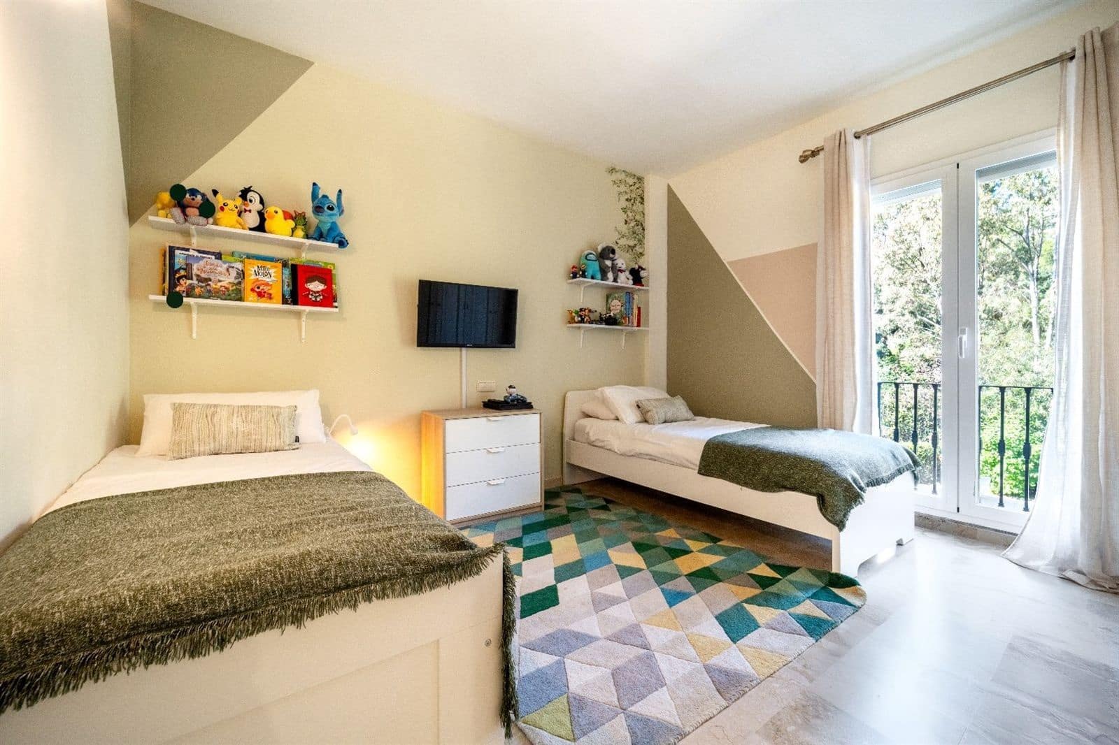 3 sovrum Lägenhet till salu i La Quinta med pool garage - 583 500 € (Ref: 9800057)