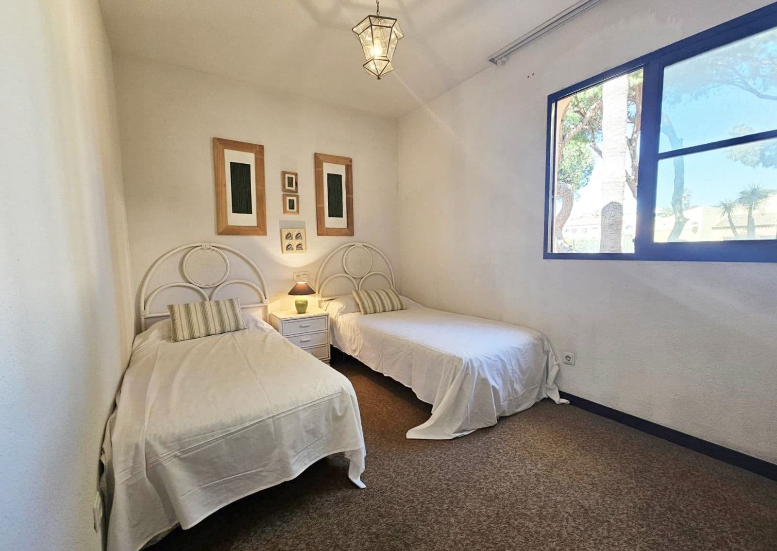 2 Zimmer Apartment zu verkaufen in Calahonda mit Pool - 430.000 € (Ref: 9800723)