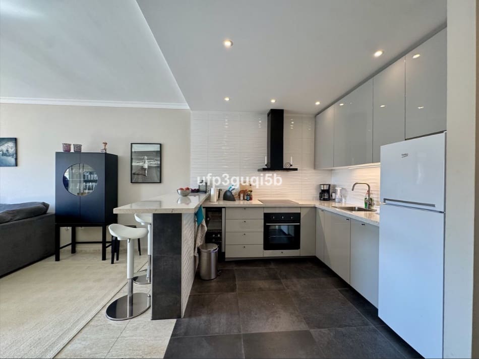 2 chambre Appartement à vendre à La Cala de Mijas avec piscine - 449 000 € (Ref: 9800726)