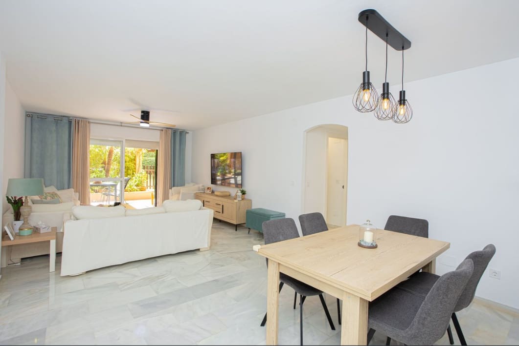 2 Zimmer Apartment zu verkaufen in Golden Mile mit Pool - 525.000 € (Ref: 9800772)