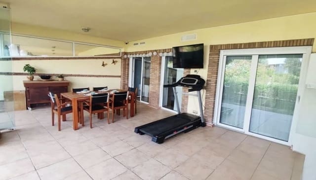 2 soveværelse Lejlighed til salg i Riviera del Sol, Mijas med swimmingpool garage - € 349.000 (Ref: 9800786)