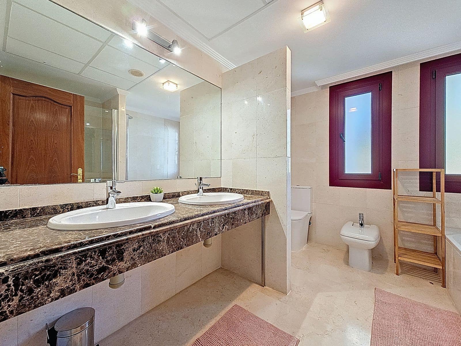 Apartamento de 2 habitaciones en Casares en venta con piscina - 349.000 € (Ref: 9800794)