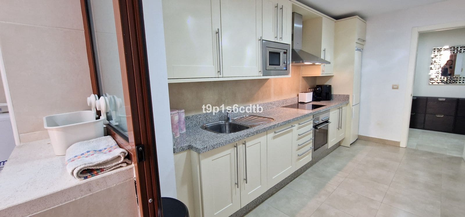 3 chambre Appartement à vendre à Benahavis avec piscine garage - 499 000 € (Ref: 9804898)