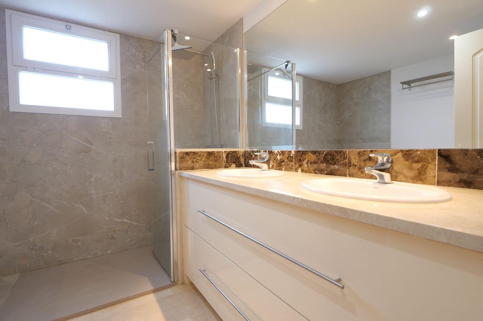 2 chambre Appartement à vendre à Calahonda avec piscine - 369 920 € (Ref: 9805339)