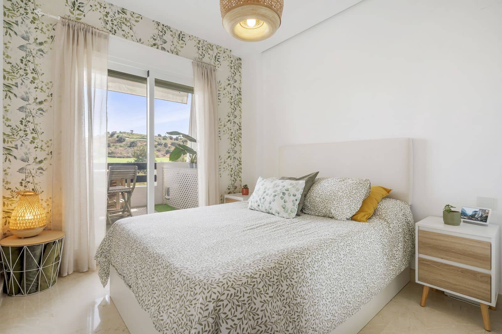 2 Zimmer Apartment zu verkaufen in La Cala de Mijas mit Pool - 295.000 € (Ref: 9805352)