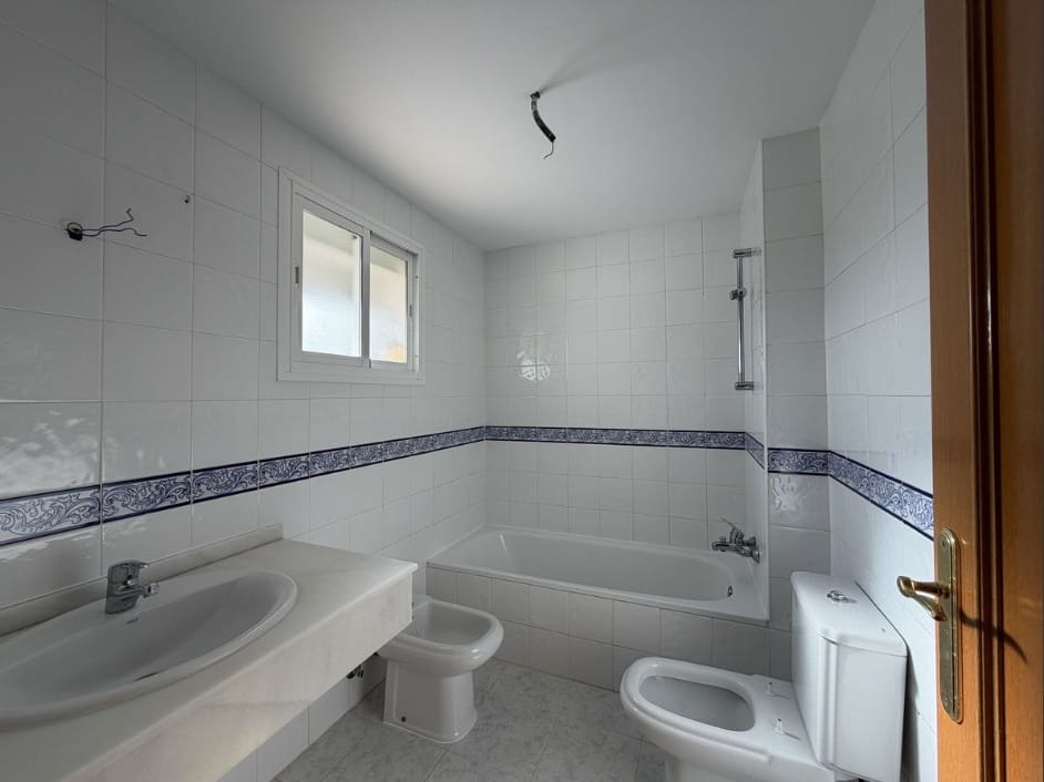 3 sovrum Takvåning till salu i New Golden Mile med pool garage - 375 000 € (Ref: 9805356)