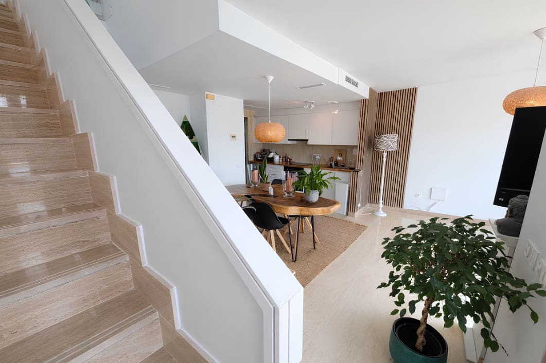 2 slaapkamer Penthouse te koop in La Cala de Mijas met zwembad - € 450.000 (Ref: 9805362)