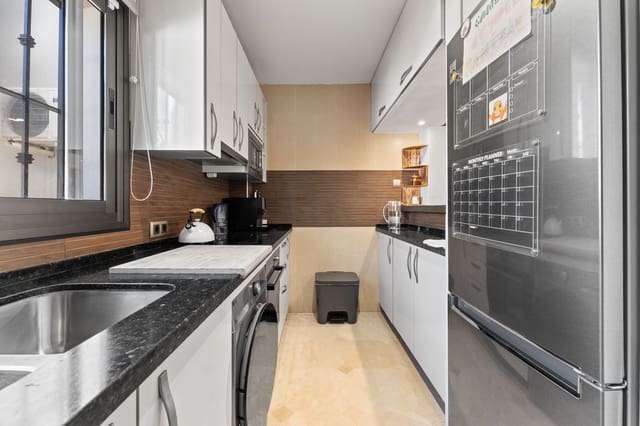 2 bedroom Apartment for sale in Riviera del Sol, Mijas with pool - € 299,000 (Ref: 9805363)