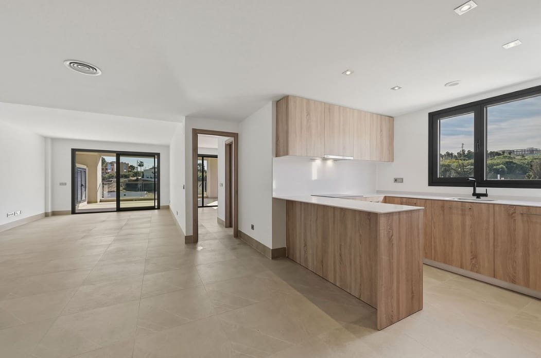 3 quarto Apartamento para venda em Casares com piscina - 450 000 € (Ref: 9805373)