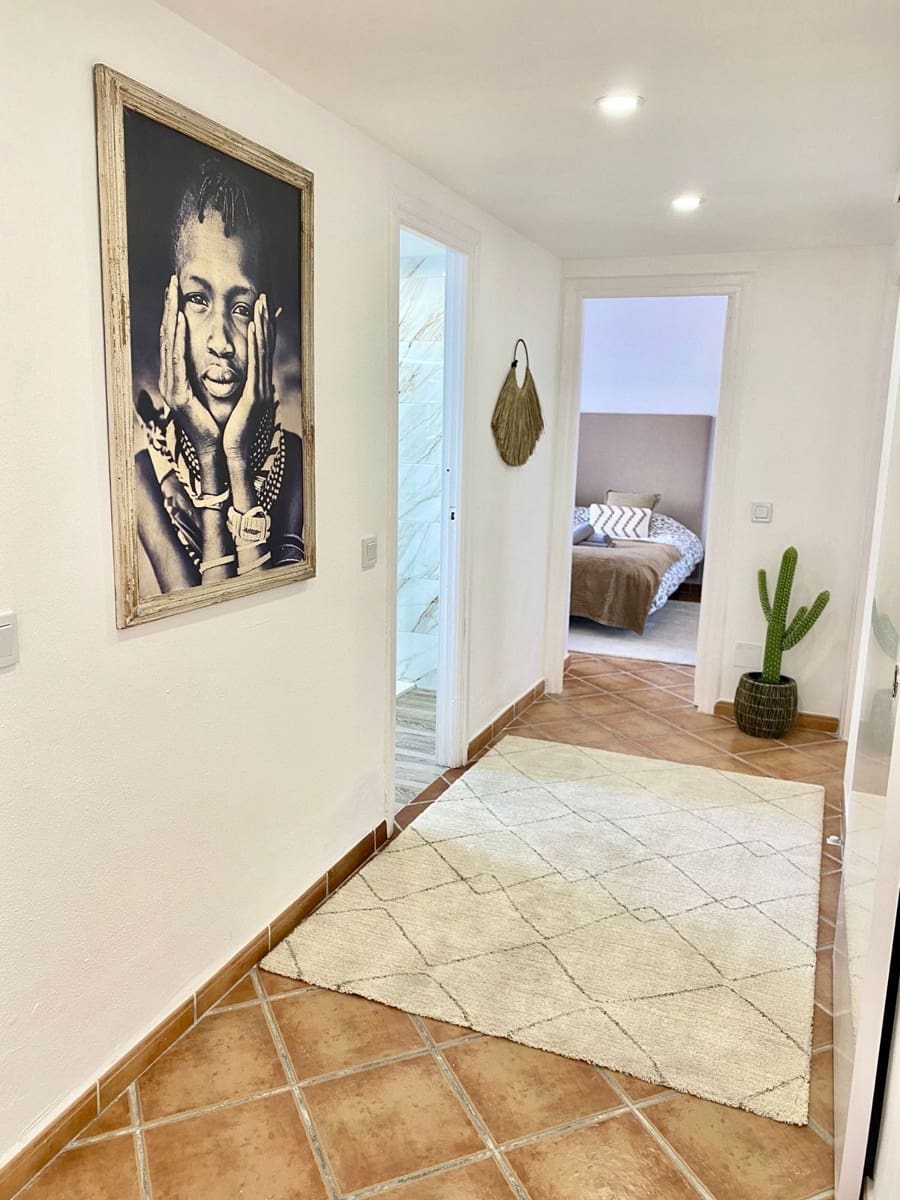 3 Zimmer Apartment zu verkaufen in Riviera del Sol mit Pool - 430.000 € (Ref: 9805435)