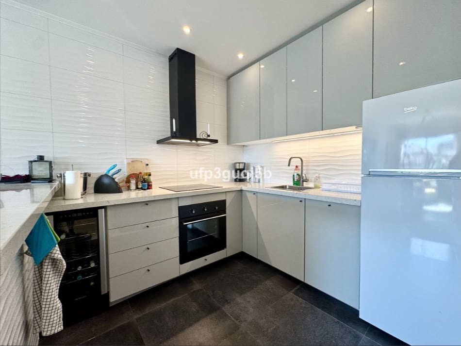 2 chambre Appartement à vendre à La Cala de Mijas avec piscine - 449 000 € (Ref: 9805519)