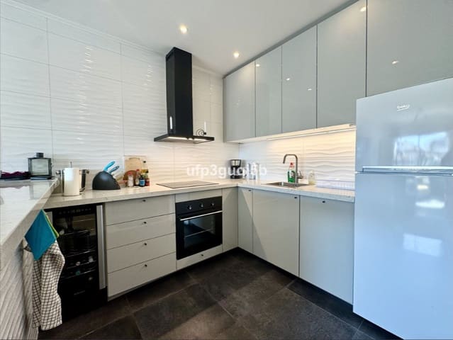 2 chambre Appartement à vendre à La Cala de Mijas, Mijas avec piscine - 449 000 € (Ref: 9805519)