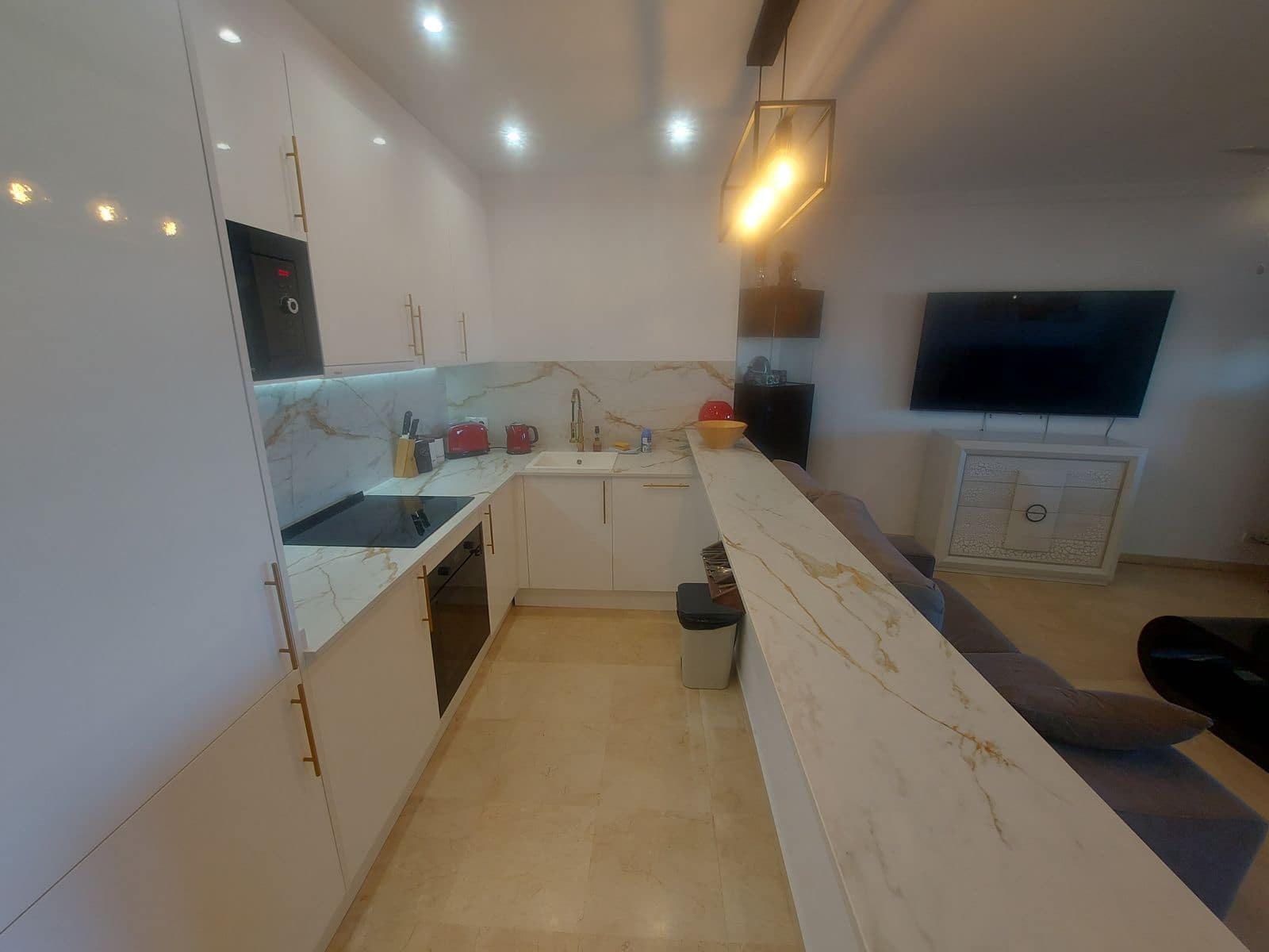 3 chambre Appartement à vendre à La Duquesa / Puerto de la Duquesa avec piscine garage - 299 000 € (Ref: 9805521)