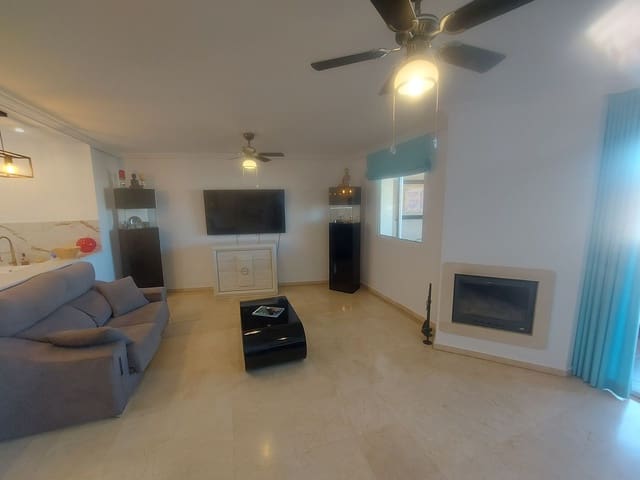 3 chambre Appartement à vendre à La Duquesa / Puerto de la Duquesa, Manilva avec piscine garage - 299 000 € (Ref: 9805521)