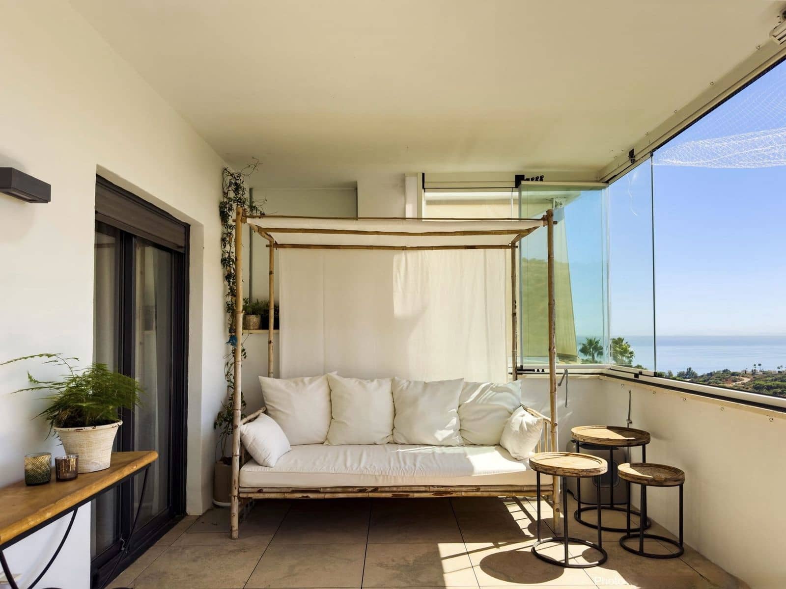 Apartamento de 2 habitaciones en Manilva en venta con piscina - 358.000 € (Ref: 9806738)