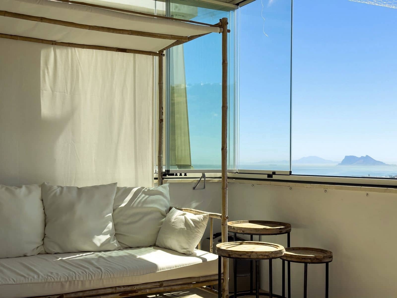 Apartamento de 2 habitaciones en Manilva en venta con piscina - 358.000 € (Ref: 9806738)