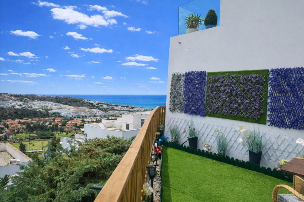 3 quarto Apartamento para venda em La Cala de Mijas com piscina - 499 000 € (Ref: 9809052)