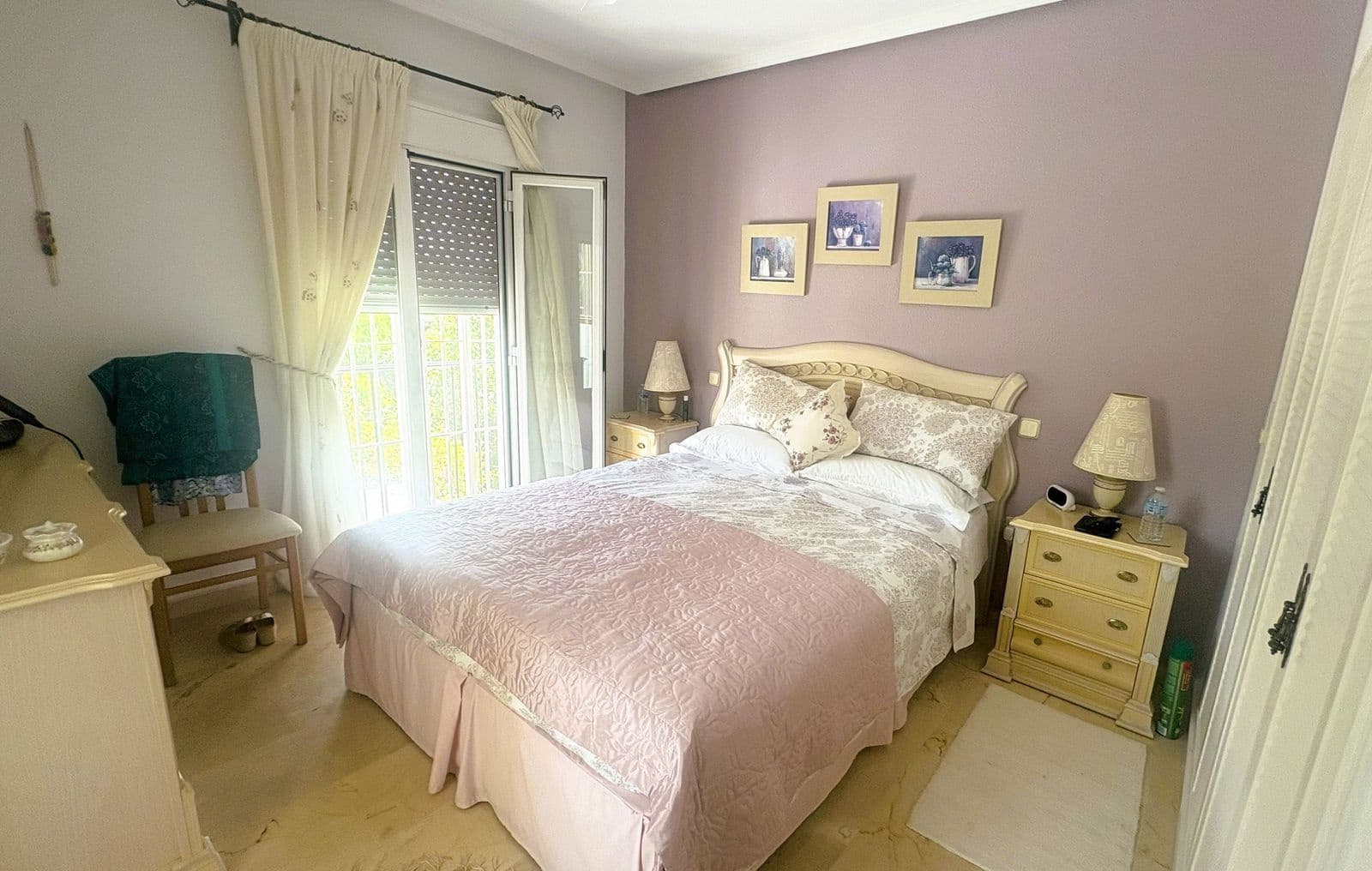 3 slaapkamer Huis te koop in La Duquesa / Puerto de la Duquesa met zwembad - € 385.000 (Ref: 9809060)