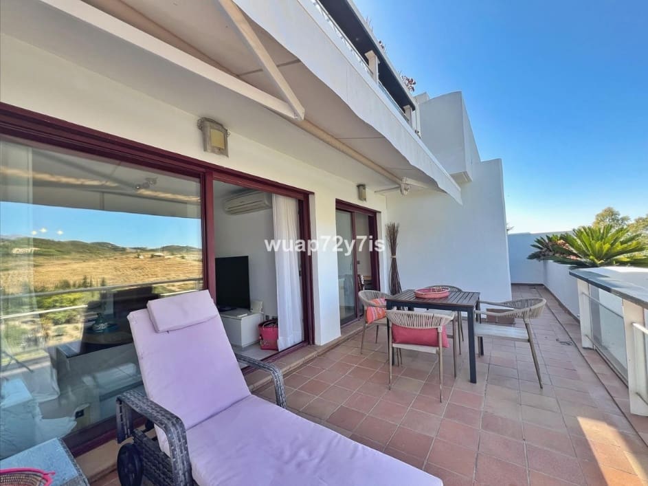 2 chambre Appartement à vendre à Estepona avec piscine - 355 000 € (Ref: 9809123)