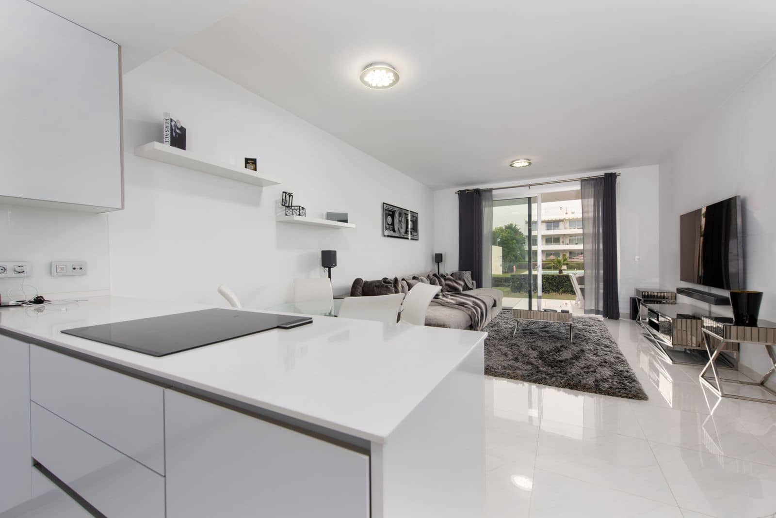 2 slaapkamer Appartement te koop in Estepona met zwembad - € 429.000 (Ref: 9809351)