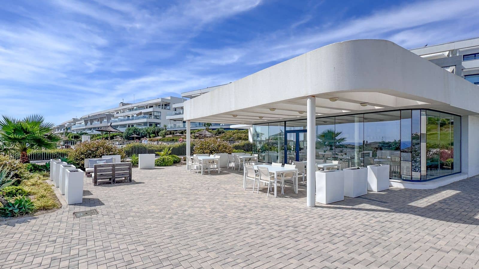 2 soverom Penthouse til salgs i Casares med svømmebasseng garasje - € 475 000 (Ref: 9809681)