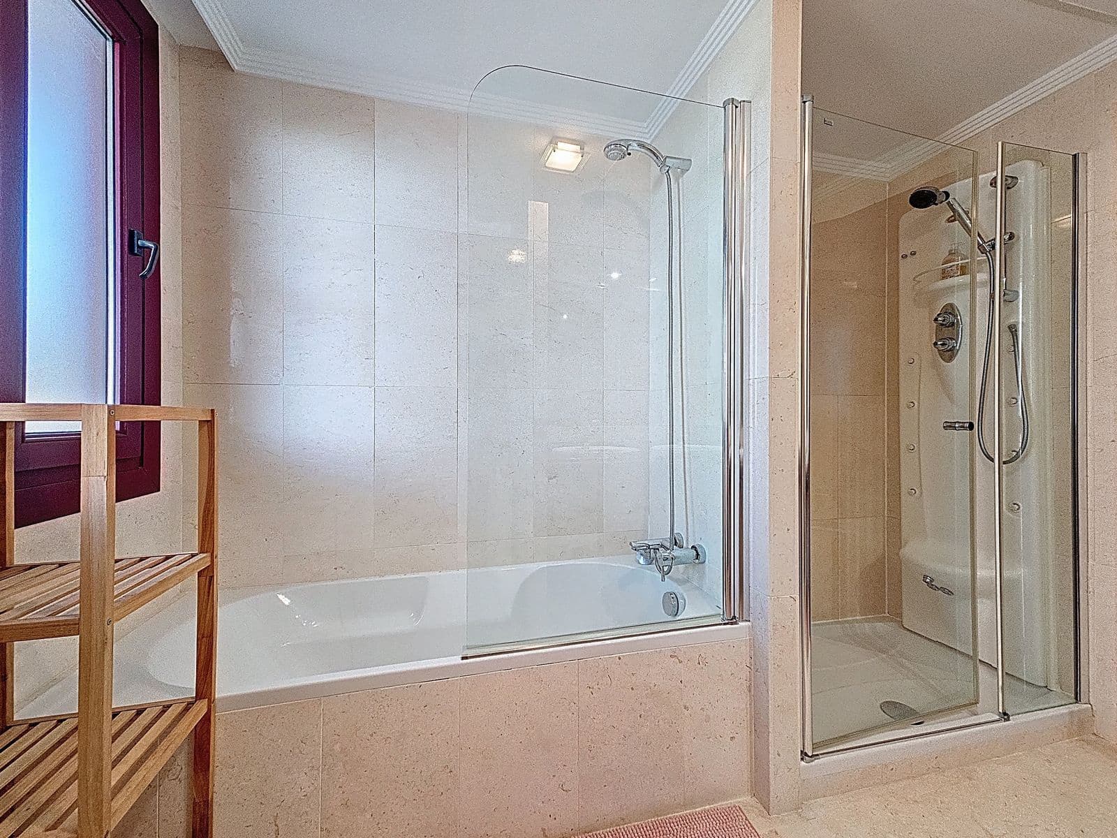 2 bedroom Apartment for sale in Casares with pool - € 349,000 (Ref: 9809744)