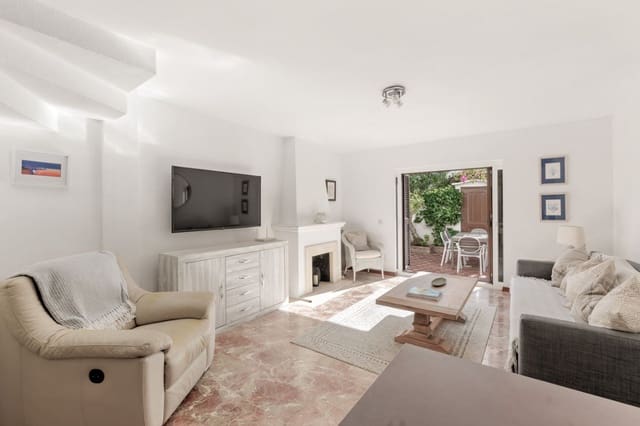 2 Zimmer Haus zu verkaufen in Estepona mit Pool - 450.000 € (Ref: 9809748)