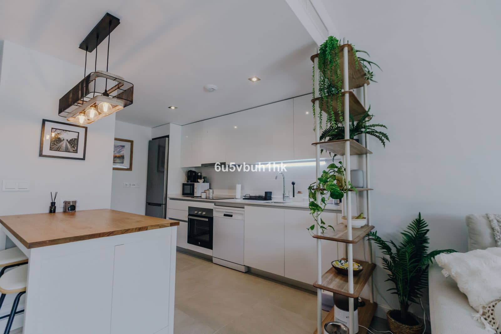 2 slaapkamer Appartement te koop in Estepona met zwembad - € 450.000 (Ref: 9809753)